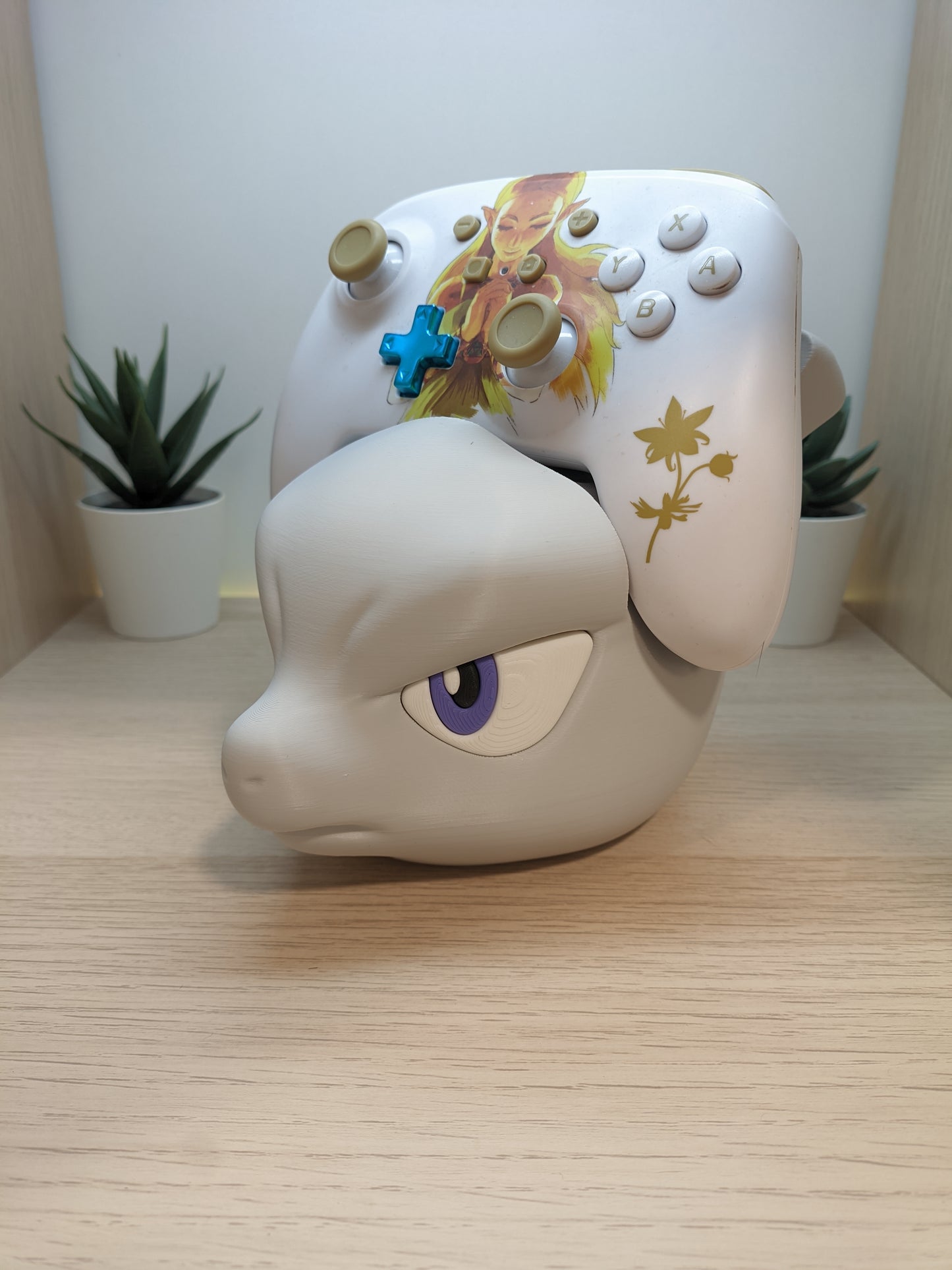 Soporte de Mando Mewtwo | Base para Mando Gamer Impresa en 3D